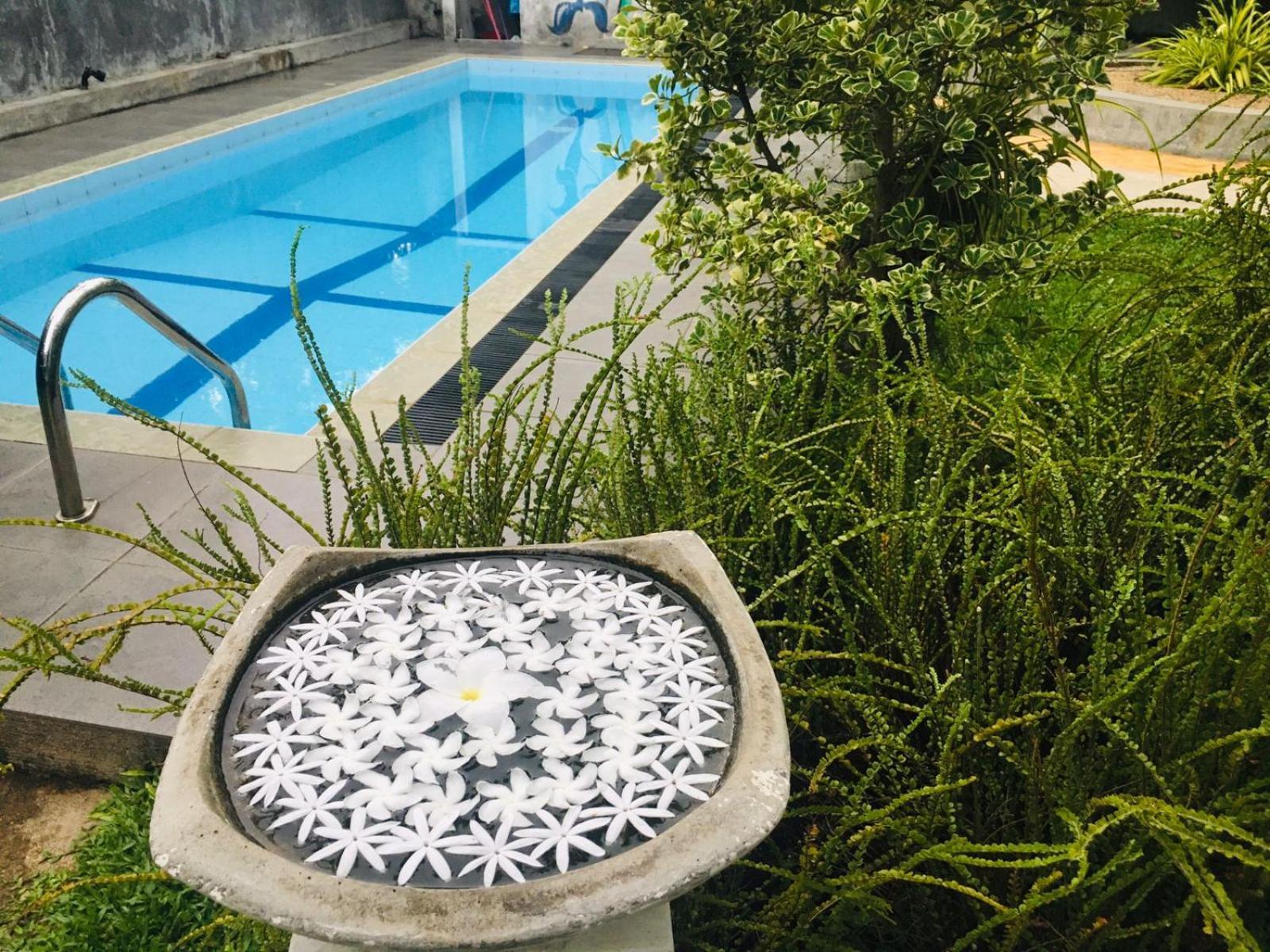 Om Villa Hikkaduwa Exterior foto